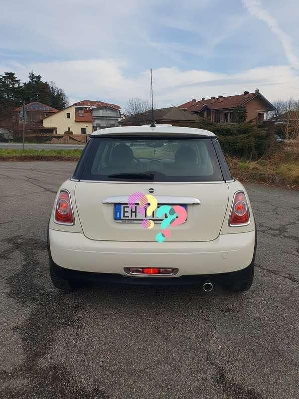 Usata Mini ONE 75 CV (55 kW) 2011 Beige Utilitaria
