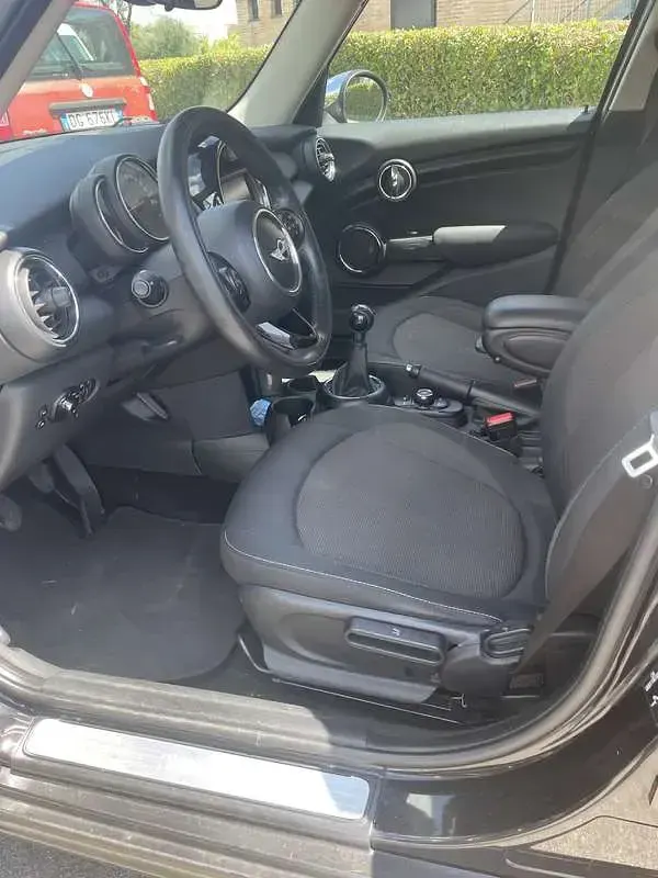 Usata Mini One D 95 CV (69 kW) 2017 Utilitaria