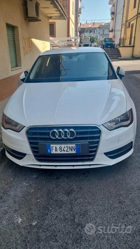Usata Audi A3 Business 110 CV (80 kW) 2015 Bianco Berlina