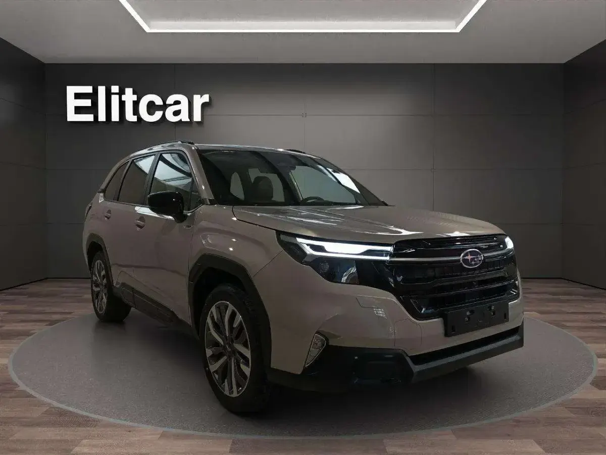Nuova Subaru Forester Premium 150 CV (110 kW) 2026 Cashmere gold opal SUV