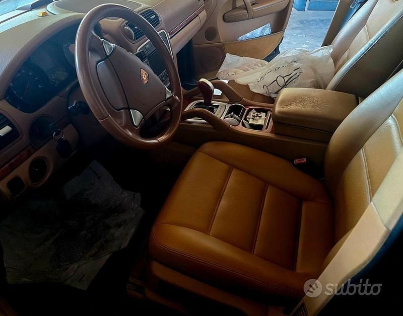Usata Porsche Cayenne 250 CV (183 kW) 2006 Nero SUV