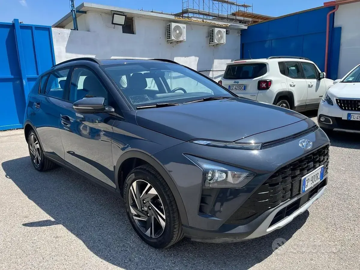 Usata Hyundai Bayon 84 CV (61 kW) 2023 Grigio SUV