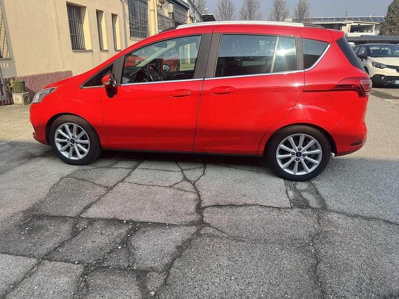 Usata Ford B-MAX Titanium 101 CV (74 kW) 2016 Other Monovolume