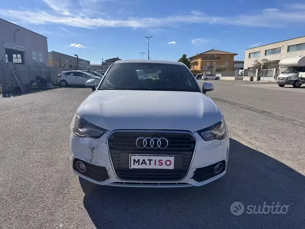 Usata Audi A1 Admired 90 CV (66 kW) 2012 Bianco Utilitaria