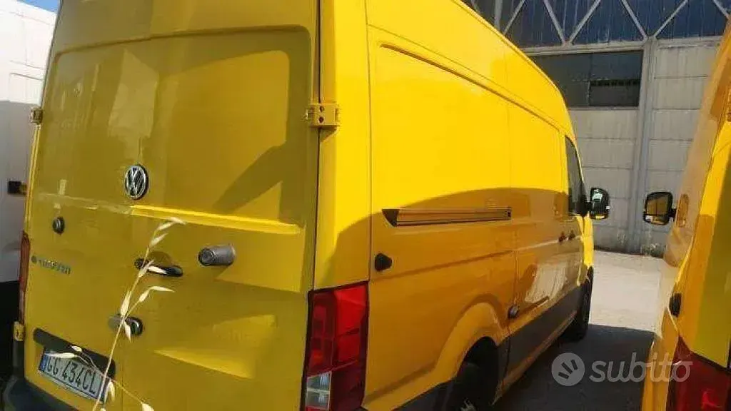 Usata VW e-Crafter 100 kW (136 CV) 2021 Giallo Furgone