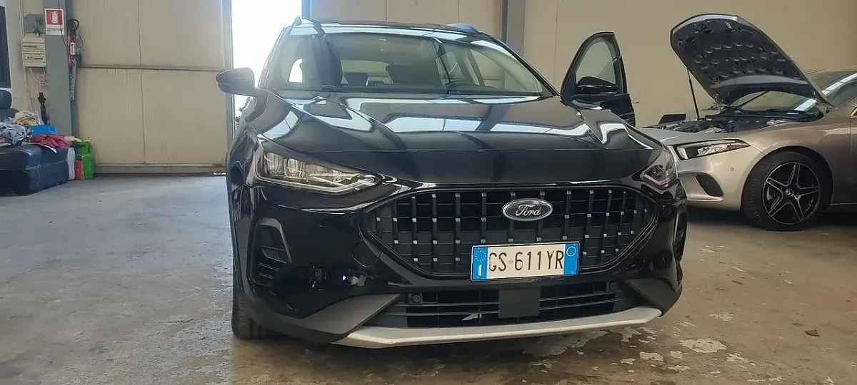 Usata Ford Focus 115 CV (84 kW) 2024 Nero Station wagon