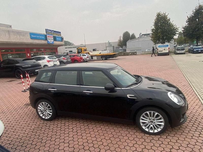 Usata Mini One Clubman 102 CV (75 kW) 2019 Nero Station wagon
