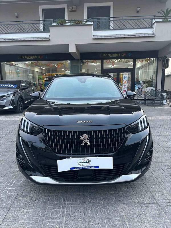Usata Peugeot 2008 GT 131 CV (96 kW) 2022 Nero SUV