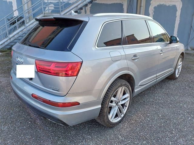 Usata Audi Q7 S-Line 286 CV (210 kW) 2020 Argento SUV