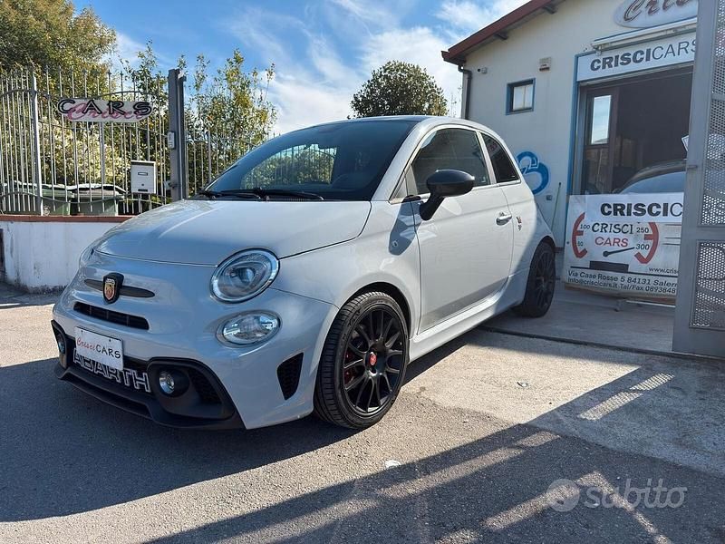 Usata Abarth 595 Pista 165 CV (121 kW) 2020 Grigio Berlina