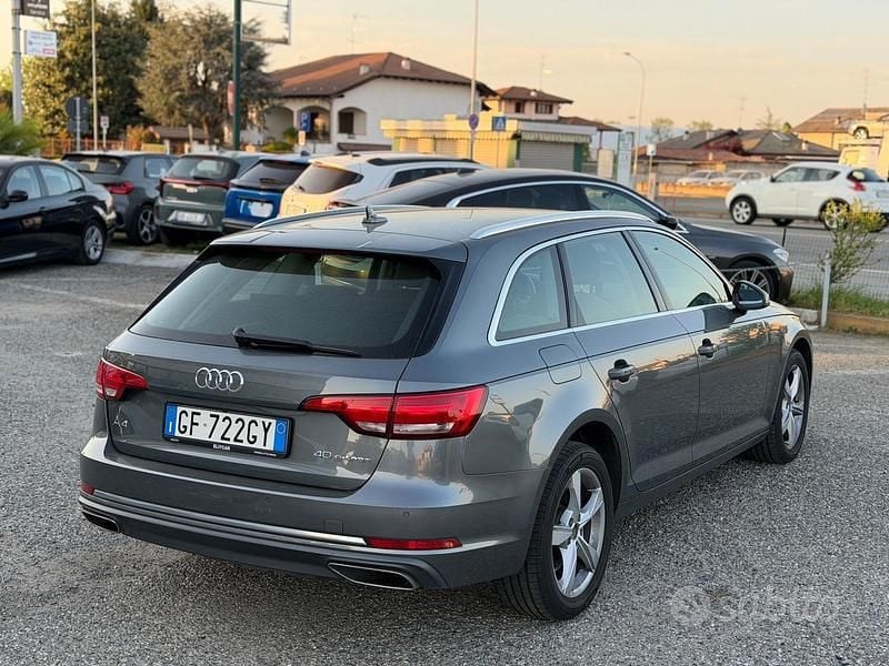 Usata Audi A4 S-Line 170 CV (125 kW) 2019 Grigio Station wagon