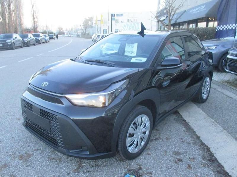 Nuova Toyota Aygo X 92 CV (67 kW) 2026 Nero SUV