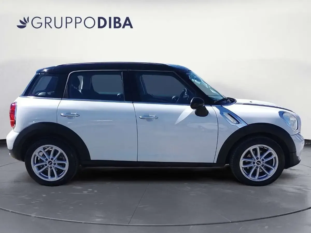 Usata Mini Cooper D Countryman 111 CV (81 kW) 2015 Bianco SUV