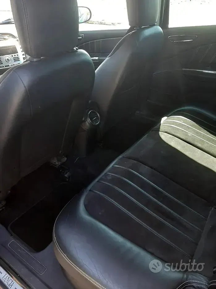 Usata Lancia Delta 120 CV (88 kW) 2009 Nero Utilitaria