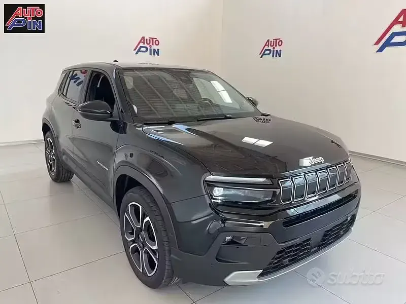Nuova Jeep Avenger Summit 100 CV (73 kW) 2026 Nero SUV