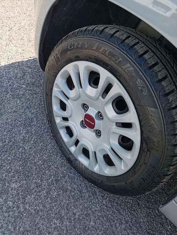 Usata Fiat Panda Easy 69 CV (50 kW) 2020 Grigio Utilitaria