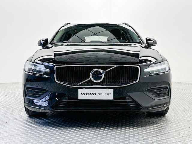 Usata Volvo V60 145 CV (106 kW) 2023 Nero Station wagon