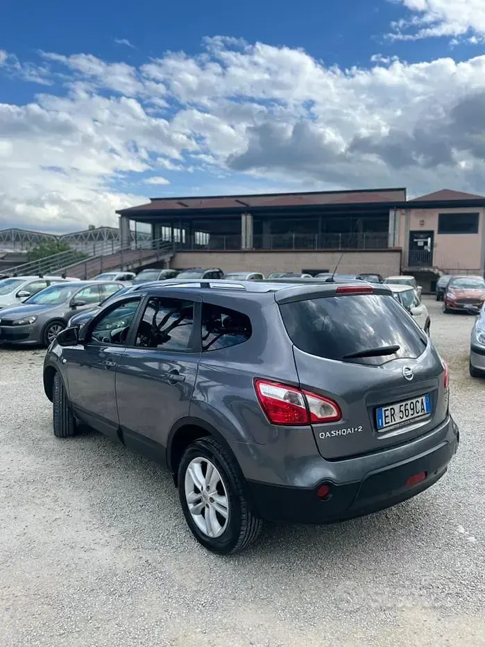 Usata Nissan Qashqai 110 CV (80 kW) 2014 Grigio SUV