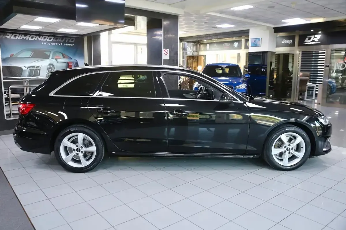 Usata Audi A4 Advanced 136 CV (100 kW) 2021 Nero Station wagon