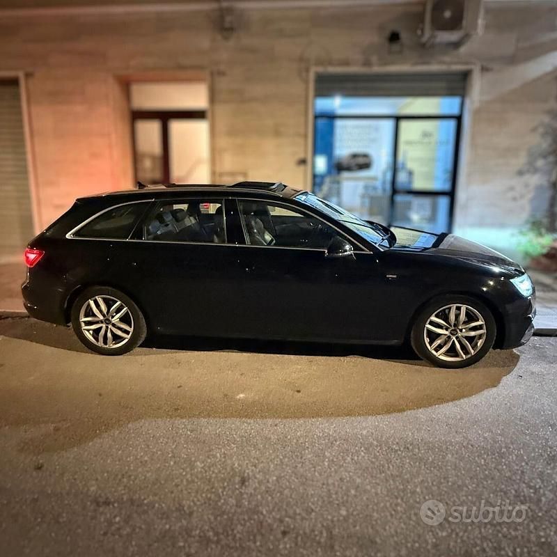 Usata Audi A4 S-Line 190 CV (139 kW) 2017 Nero Station wagon