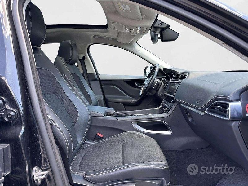 Usata Jaguar F-Pace R-Sport 241 CV (177 kW) 2019 Nero(met.) SUV