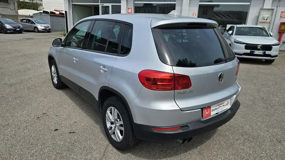Usata VW Tiguan Trendline 122 CV (89 kW) 2012 Argento SUV