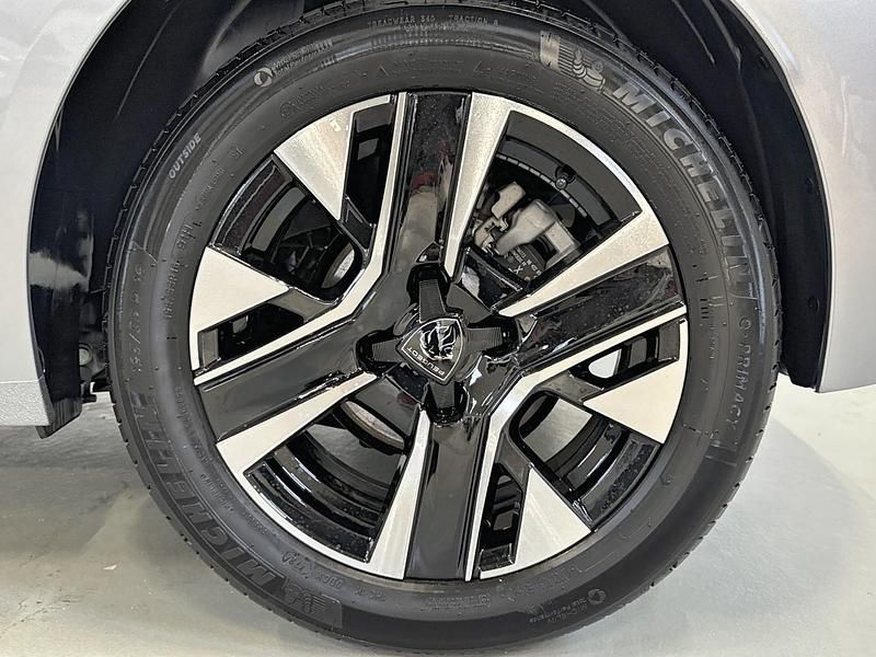 Usata Peugeot 208 Allure 102 CV (75 kW) 2025 Grigio Utilitaria