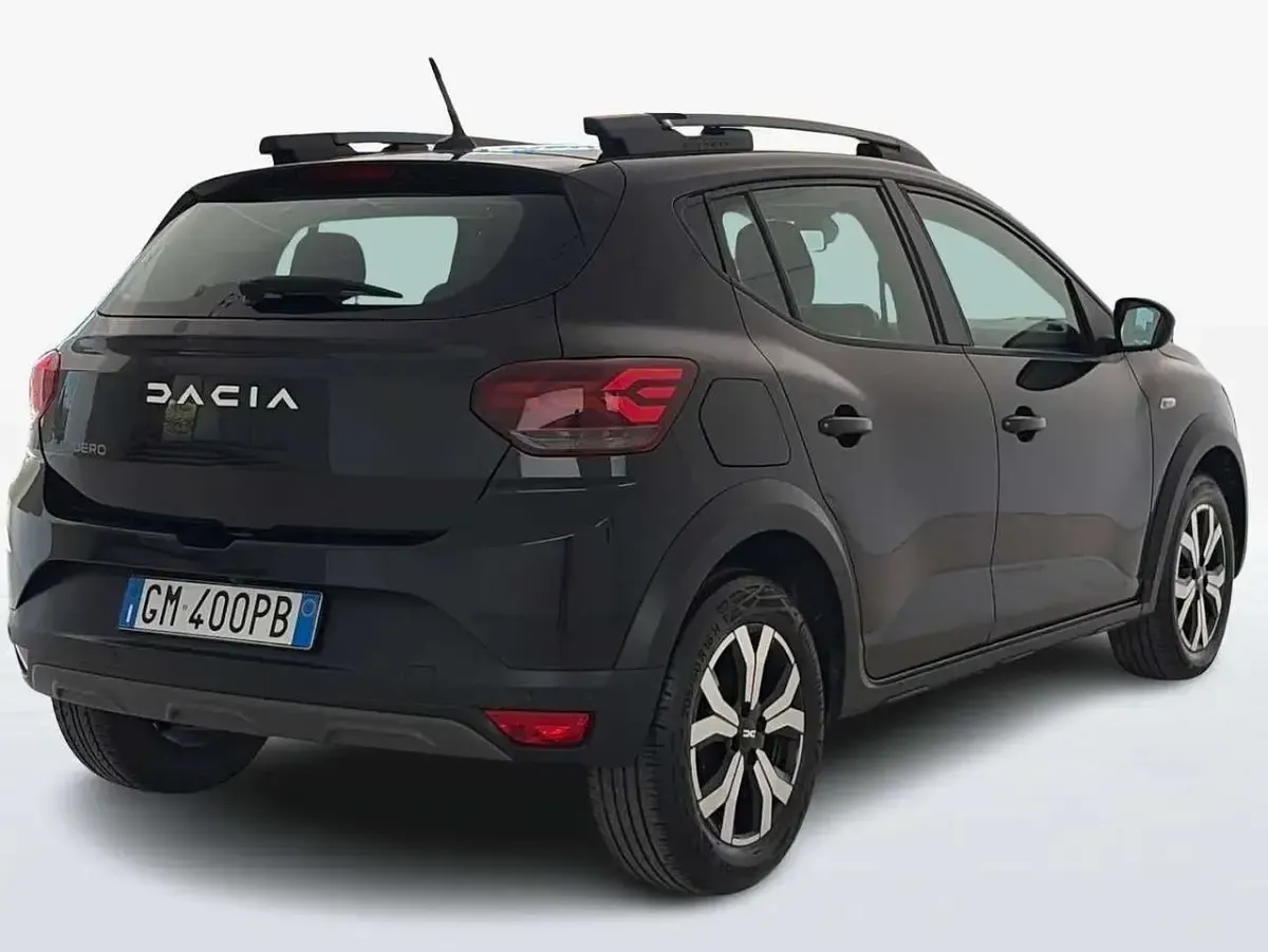 Usata Dacia Sandero Comfort 101 CV (74 kW) 2023 Nero Berlina