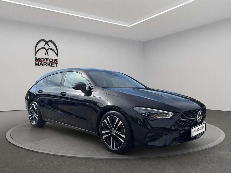 Usado Mercedes CLA180 Shooting Brake Advanced 116 CV (85 kW) 2024 Negro Familiar