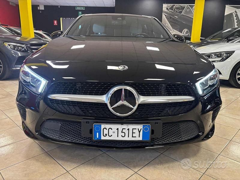 Occasion Mercedes A180 116 ch (85 kW) 2021 Noir Berline