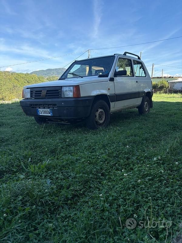 Bianco Usata 2002 Fiat Panda 4x4 Due volumi | 5600 € (Buon prezzo) - Immagine 1/4