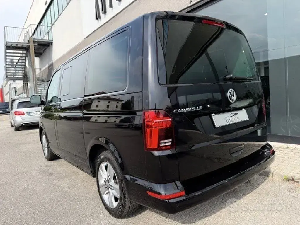 Occasion VW Caravelle 204 PK (150 kW) 2022 Zwart Van