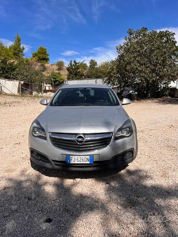 Usata Opel Insignia 136 CV (100 kW) 2017 Grigio Station wagon