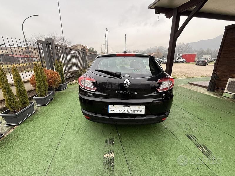 Usata Renault Mégane III 110 CV (80 kW) 2012 Nero Utilitaria
