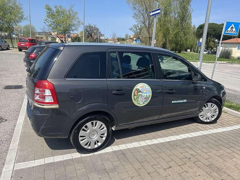 Usata Opel Zafira 150 CV (110 kW) 2014 Monovolume