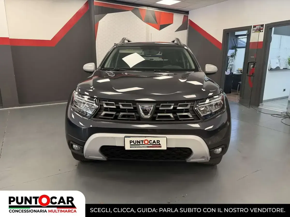 Usata Dacia Duster Journey 101 CV (74 kW) 2022 Grigio SUV
