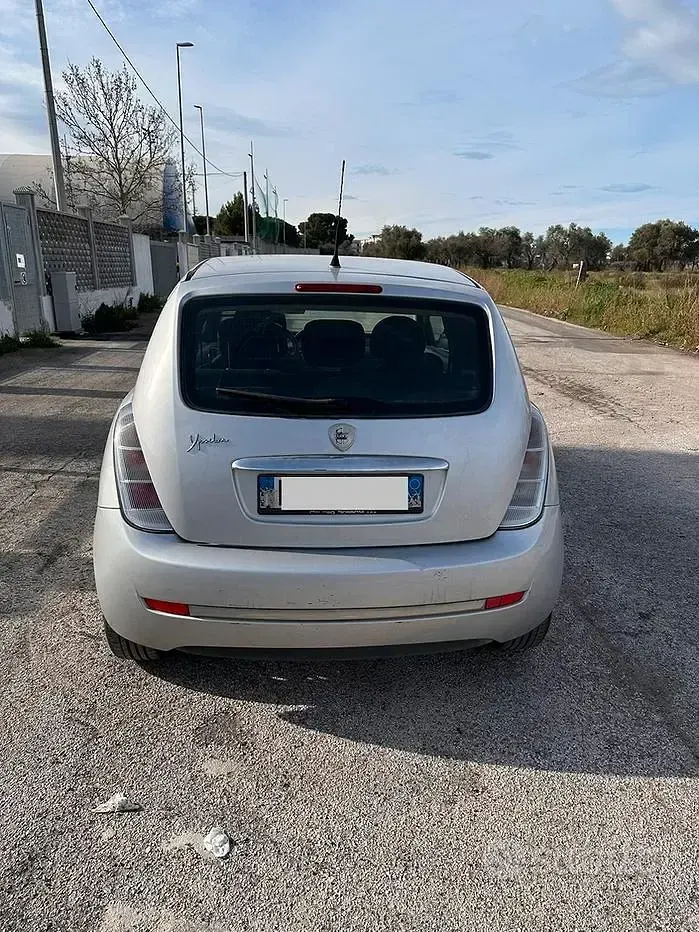 Usata Lancia Ypsilon 2006 Grigio Utilitaria