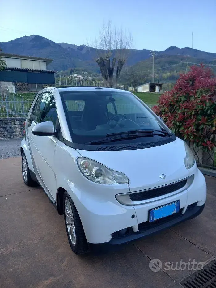 Usata Smart ForTwo Cabrio Pure 71 CV (52 kW) 2009 Bianco Cabrio