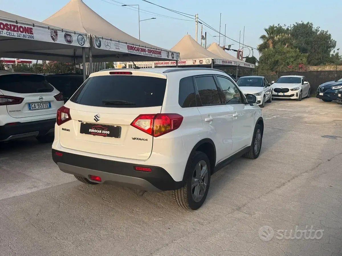 Usata Suzuki Vitara Cool 120 CV (88 kW) 2018 Bianco SUV