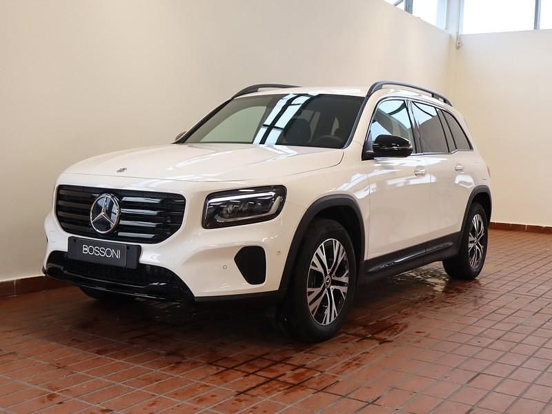 Bianco Nuova 2026 Mercedes GLB200 Advanced Plus SUV | 44.400 € (Ottimo prezzo) - Immagine 1/4