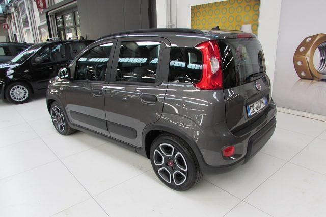 Usata Fiat Panda City Life 70 CV (51 kW) 2022 Grigio scuro Utilitaria