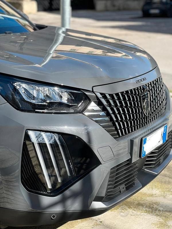 Usata Peugeot 2008 Allure 2023 Grigio SUV