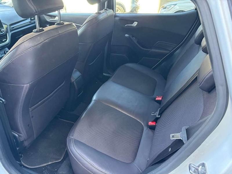 Usata Ford Fiesta Vignale 101 CV (74 kW) 2018 Bianco Utilitaria