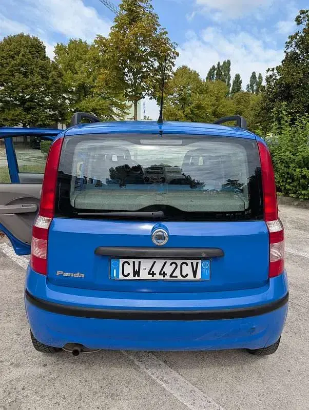 Usata Fiat Panda Dynamic 60 CV (44 kW) 2005 Bluazzurro Utilitaria