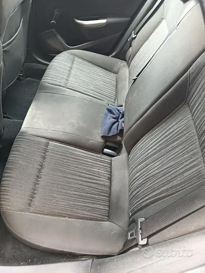 Usata Opel Astra 110 CV (80 kW) 2010 Grigio Berlina