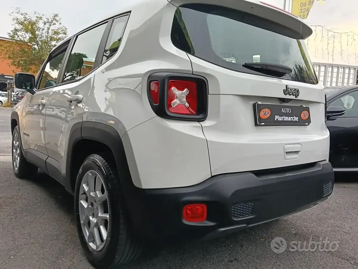 Usata Jeep Avenger Summit 101 CV (74 kW) 2025 Bianco SUV