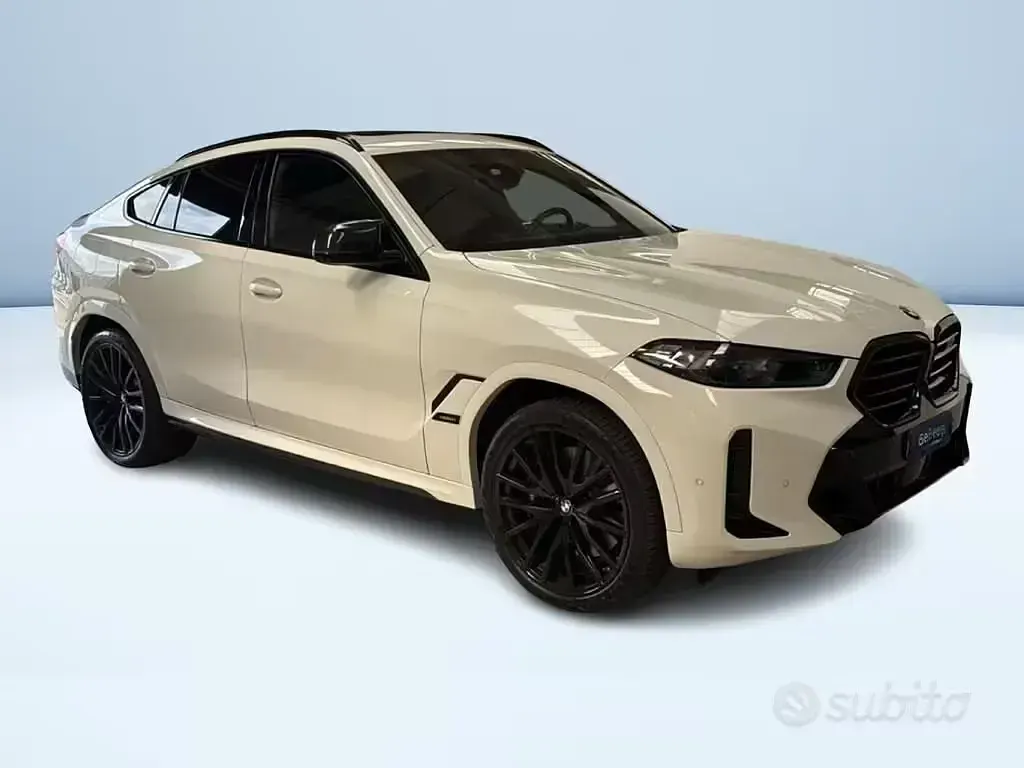 Usata BMW X6 M M Sport 530 CV (389 kW) 2023 Bianco SUV