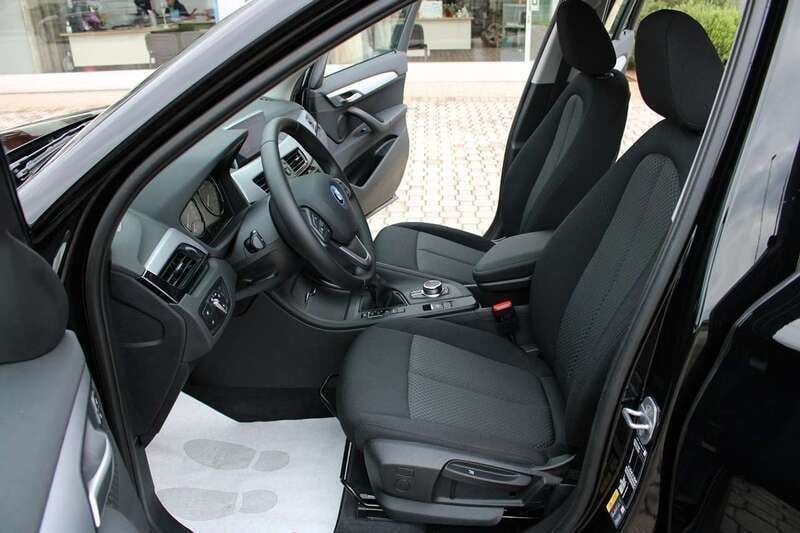 Usata BMW X1 Advantage 220 CV (161 kW) 2022 Nero SUV