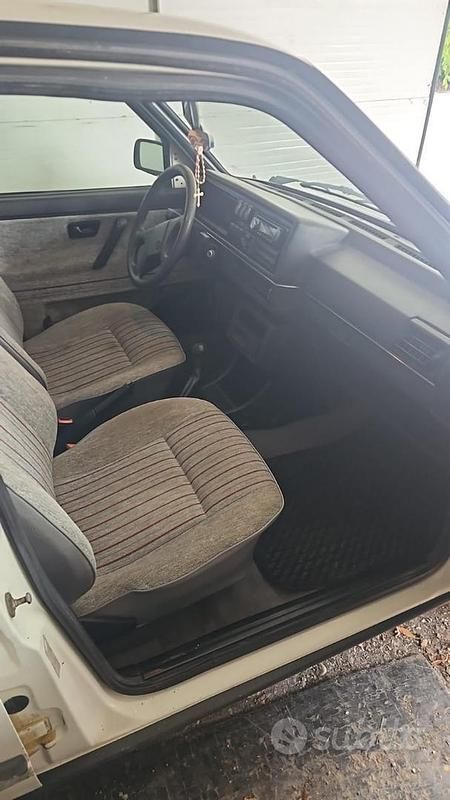 Usata VW Golf II 75 CV (55 kW) 1984 Bianco Utilitaria