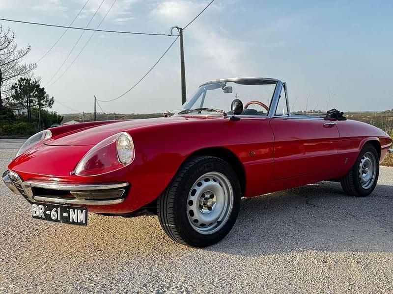 Usata Alfa Romeo Spider 131 CV (96 kW) 1967 Rosso Cabrio